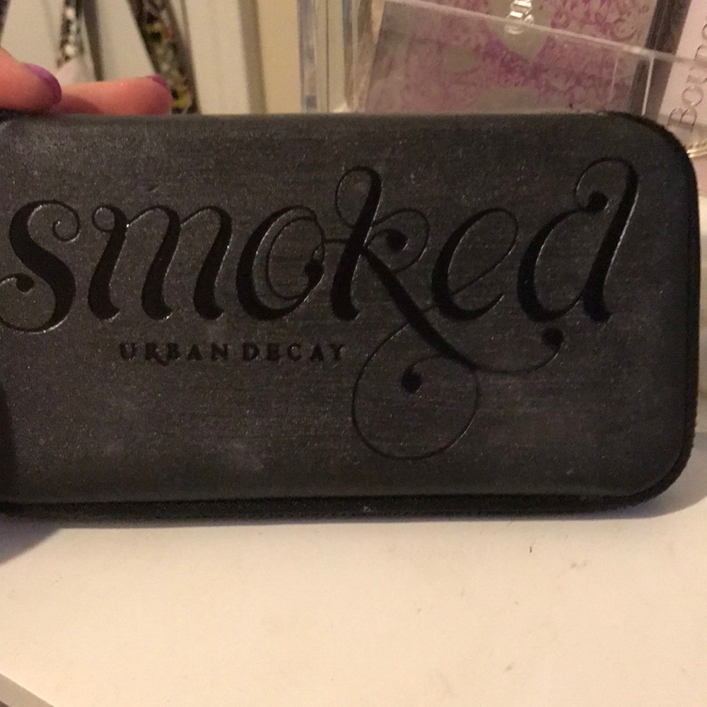 Urban Decay Smoked Pallet
